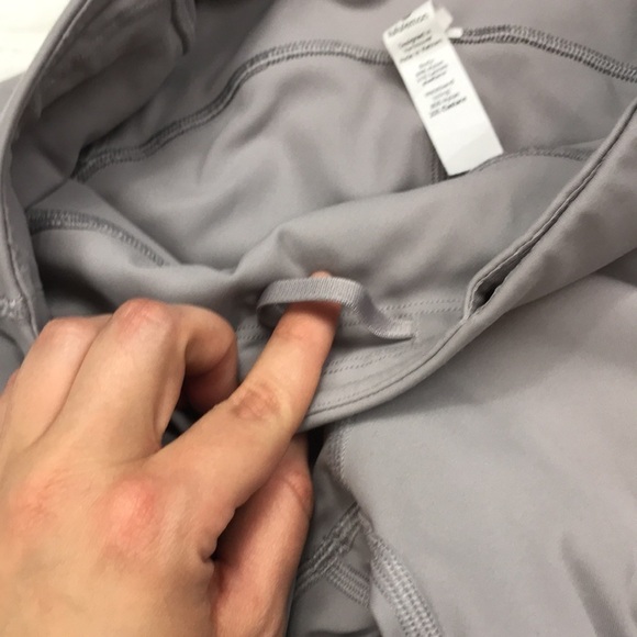 Lululemon Speed Up Tight Metallic 28" Dark Chrome - Picture 2 of 10